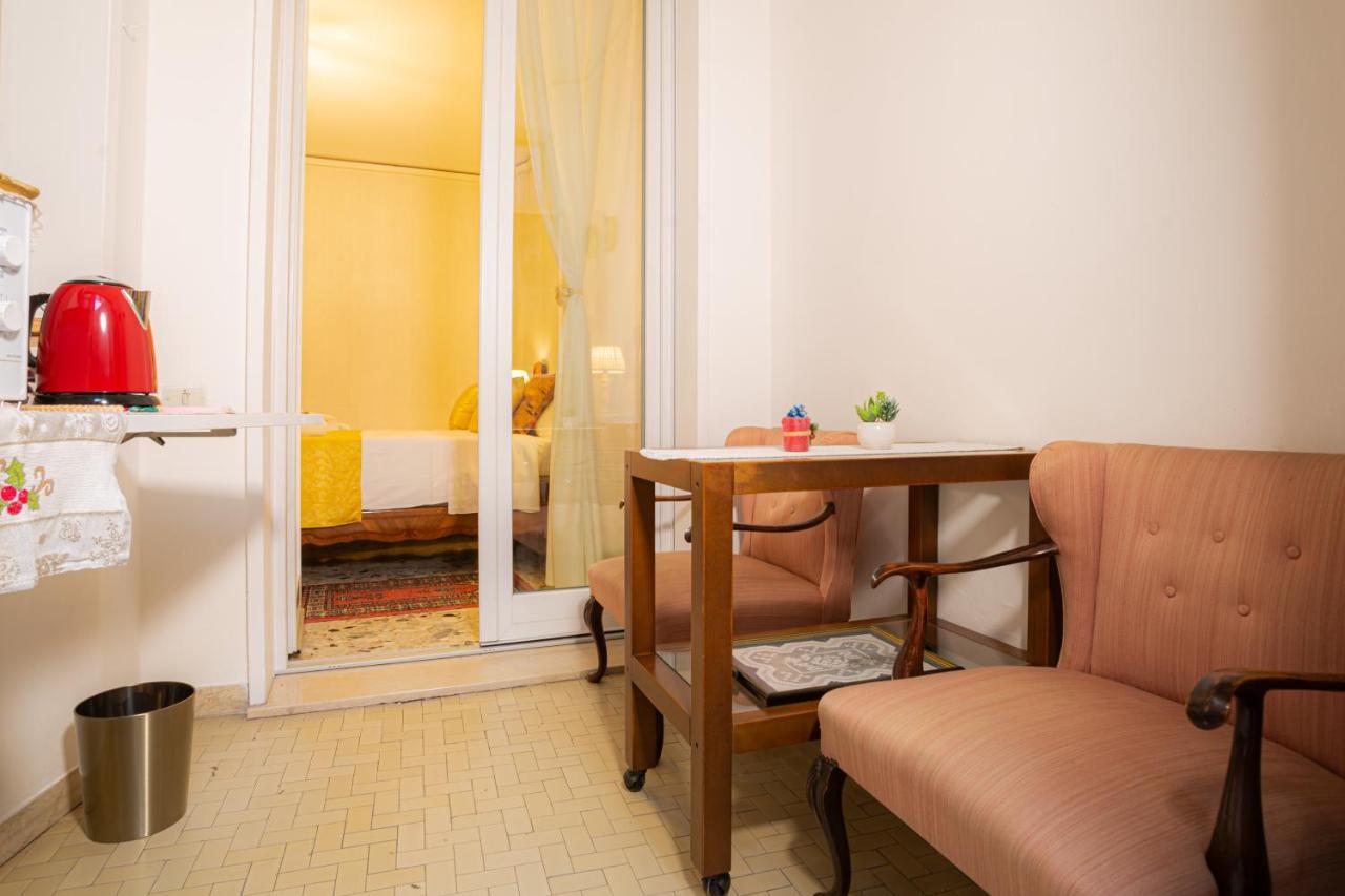 Residenza Porta Leoni - Royal Welcome Apartment *